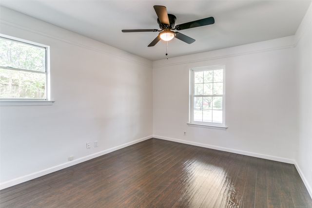 933 Charleston Court, Bedford, TX 76022