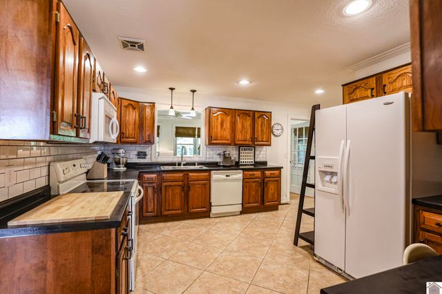 4501 Westchester Lane, Paducah, KY 42003