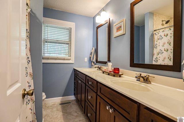 4501 Westchester Lane, Paducah, KY 42003
