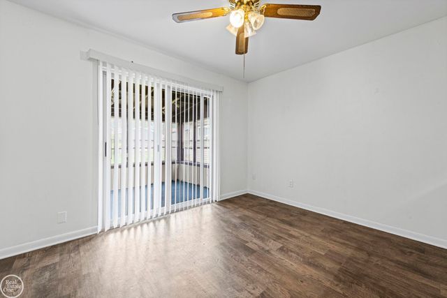 28203 Florence Street, Saint Clair Shores, MI 48081
