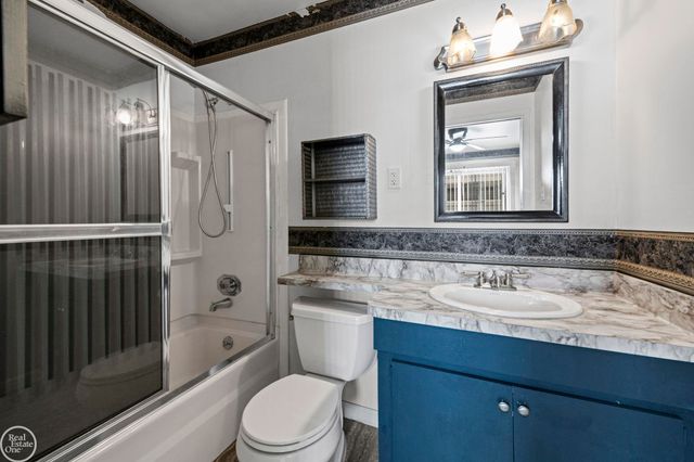 28203 Florence Street, Saint Clair Shores, MI 48081