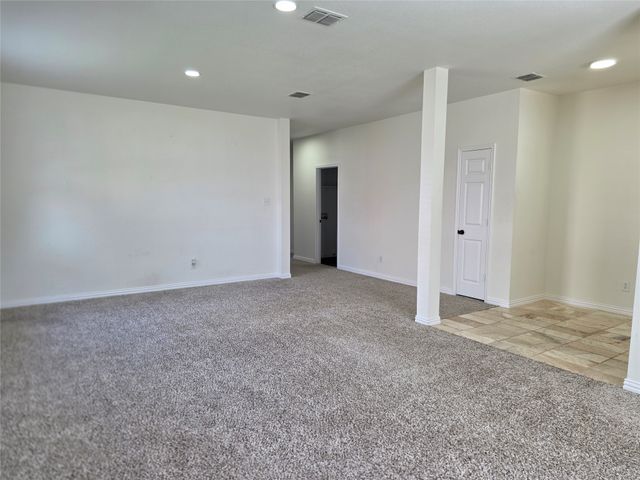 8109 Serenity Way, Denton, TX 76210