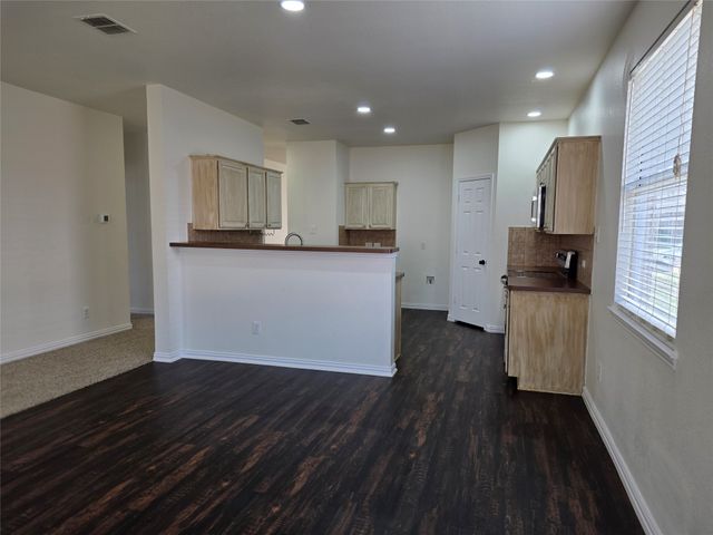 8109 Serenity Way, Denton, TX 76210