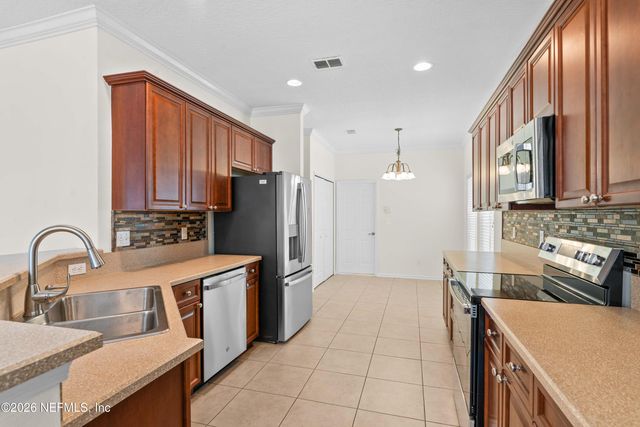 6239 DEVONHURST Drive, Jacksonville, FL 32258