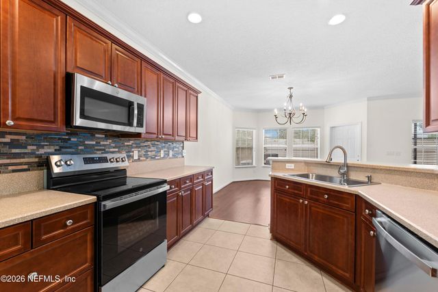 6239 DEVONHURST Drive, Jacksonville, FL 32258