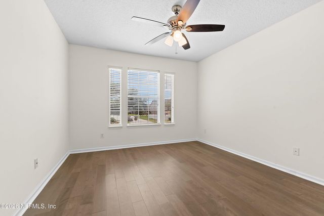 6239 DEVONHURST Drive, Jacksonville, FL 32258