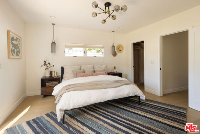 3342 W 27th Street, Los Angeles, CA 90018