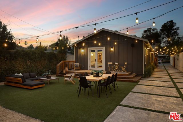 3342 W 27th Street, Los Angeles, CA 90018