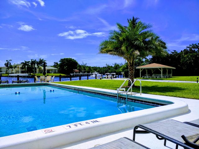 330 N Federal Highway 408, Deerfield Beach, FL 33441