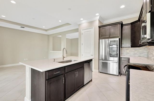 15684 Goldfinch Circle, The Acreage, FL 33470