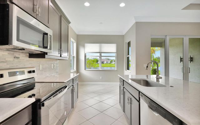 15684 Goldfinch Circle, The Acreage, FL 33470
