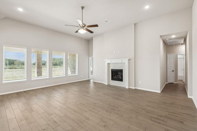 6918 Nichols Landing, Needville, TX 77461