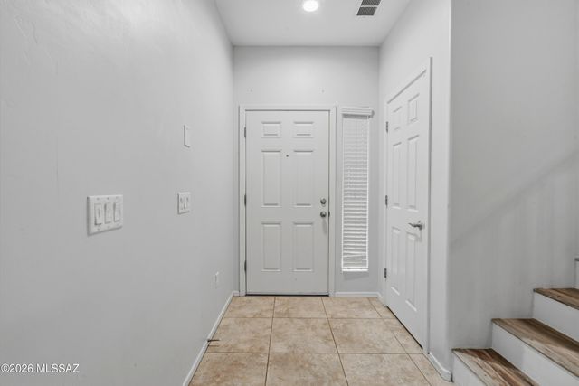 668 W Calle Ocarina, Sahuarita, AZ 85629