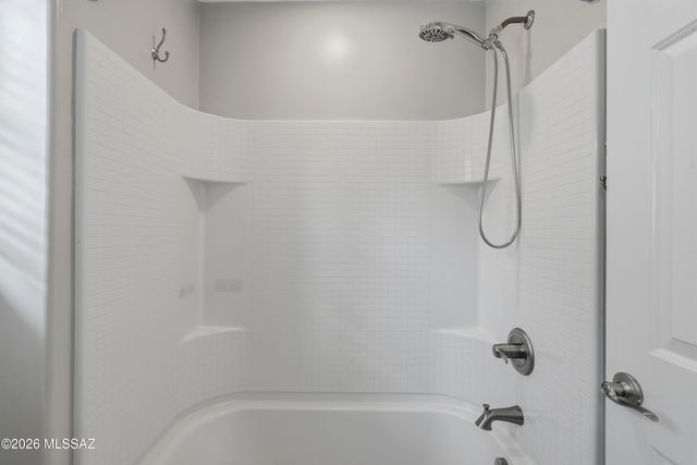 668 W Calle Ocarina, Sahuarita, AZ 85629