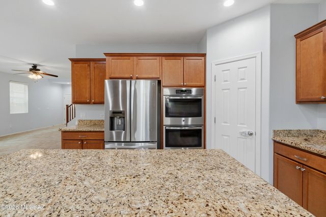 668 W Calle Ocarina, Sahuarita, AZ 85629