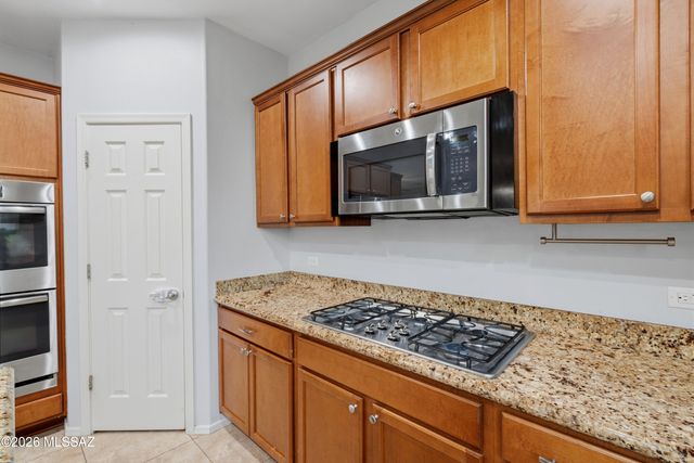 668 W Calle Ocarina, Sahuarita, AZ 85629