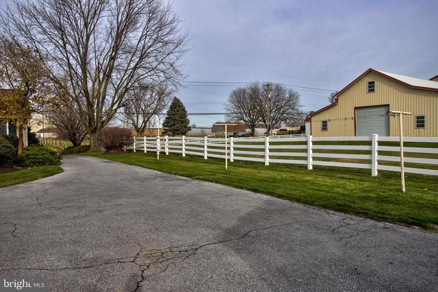 5582 OLD PHILADELPHIA PIKE, Gap, PA 17527