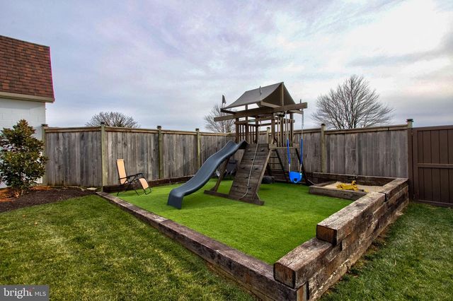 5582 OLD PHILADELPHIA PIKE, Gap, PA 17527