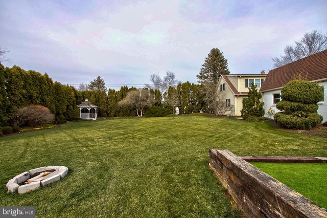 5582 OLD PHILADELPHIA PIKE, Gap, PA 17527