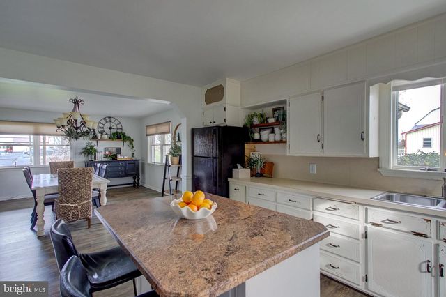 5582 OLD PHILADELPHIA PIKE, Gap, PA 17527