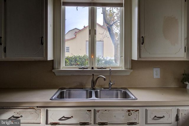 5582 OLD PHILADELPHIA PIKE, Gap, PA 17527