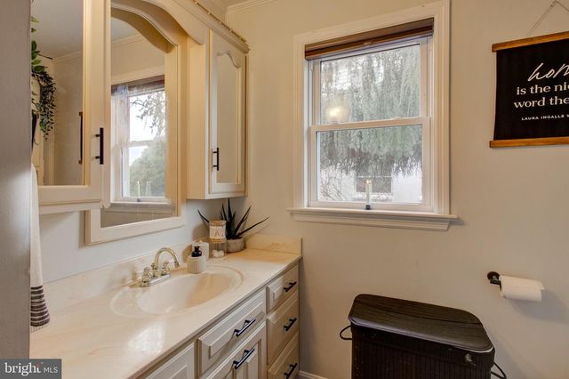 5582 OLD PHILADELPHIA PIKE, Gap, PA 17527