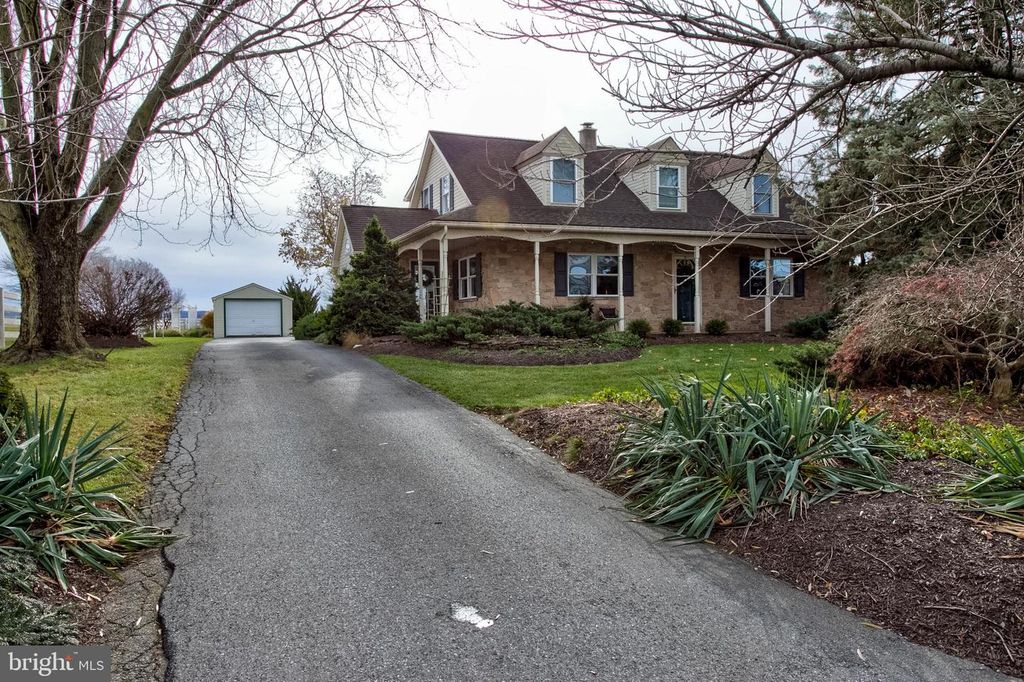 5582 OLD PHILADELPHIA PIKE, Gap, PA 17527