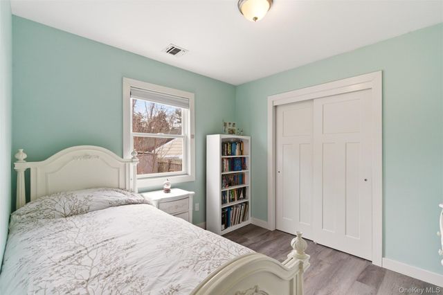 101 4th Avenue, East Northport, NY 11731