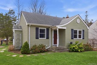 101 4th Avenue, East Northport, NY 11731