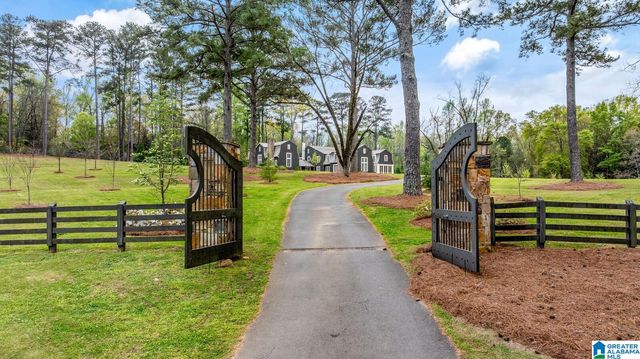 2717 OLD TRACE, Mountain Brook, AL 35243