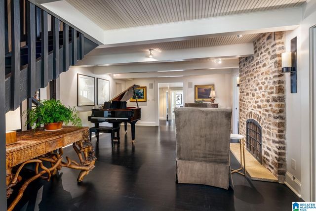 2717 OLD TRACE, Mountain Brook, AL 35243