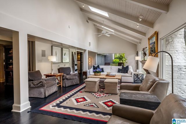 2717 OLD TRACE, Mountain Brook, AL 35243