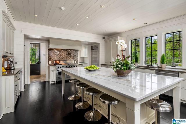 2717 OLD TRACE, Mountain Brook, AL 35243