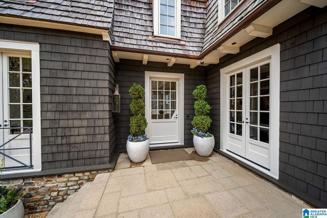 2717 OLD TRACE, Mountain Brook, AL 35243