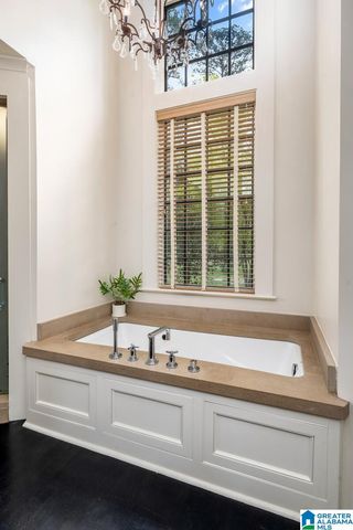 2717 OLD TRACE, Mountain Brook, AL 35243