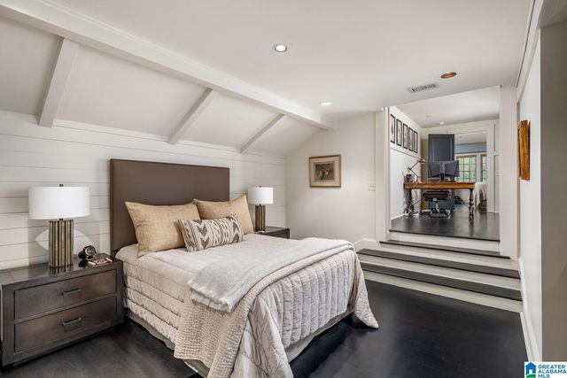 2717 OLD TRACE, Mountain Brook, AL 35243