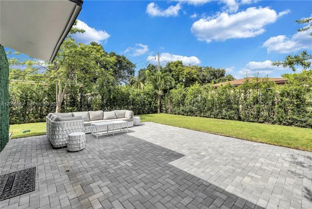 1390 NE 150th Street, Miami, FL 33161