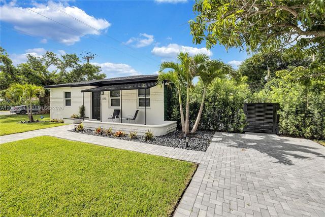 1390 NE 150th Street, Miami, FL 33161