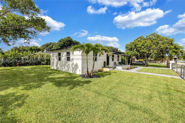 1390 NE 150th Street, Miami, FL 33161