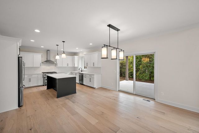 16968 Pienza Drive, Macomb, MI 48042