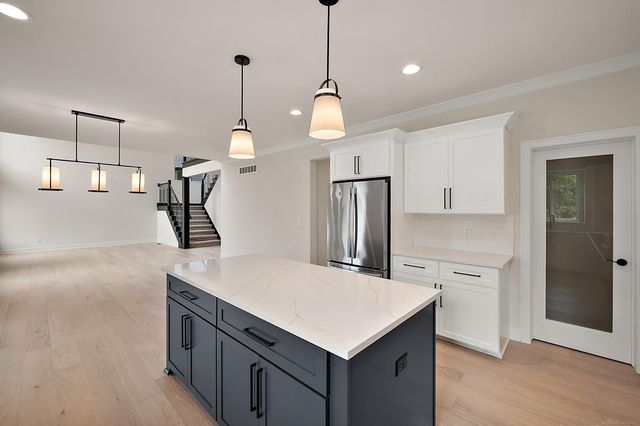 16968 Pienza Drive, Macomb, MI 48042