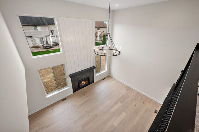 16968 Pienza Drive, Macomb, MI 48042
