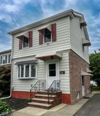 410 Broughton Ave, Bloomfield Twp., NJ 07003