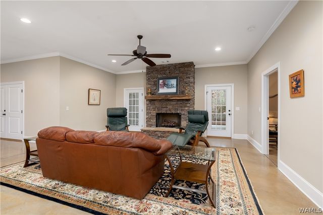 7601 52nd, Northport, AL 35473