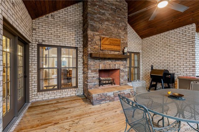 7601 52nd, Northport, AL 35473