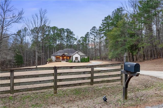 7601 52nd, Northport, AL 35473