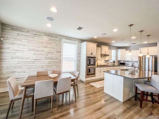 7427 VALLE MISSION, Boerne, TX 78015