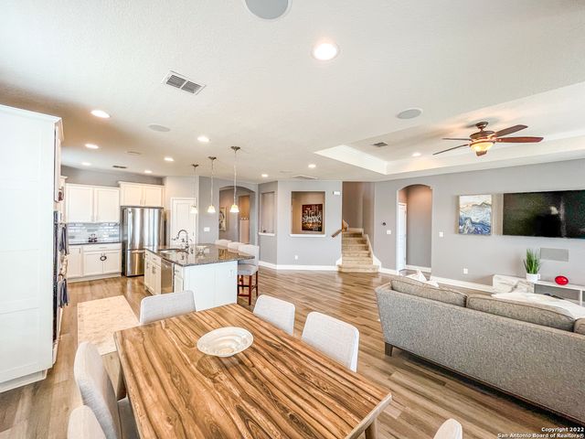 7427 VALLE MISSION, Boerne, TX 78015