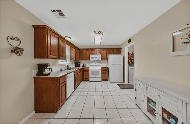 421 N D Street, Centerton, AR 72719