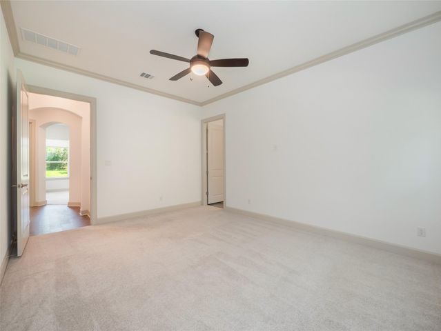 13503 Carpenter LN, Manchaca, TX 78652